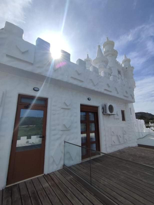 Snow White Castle Apartment 吉奥塔略 外观 照片